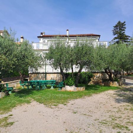 Apartments Berny Sveti Vid-Miholjice Luaran gambar