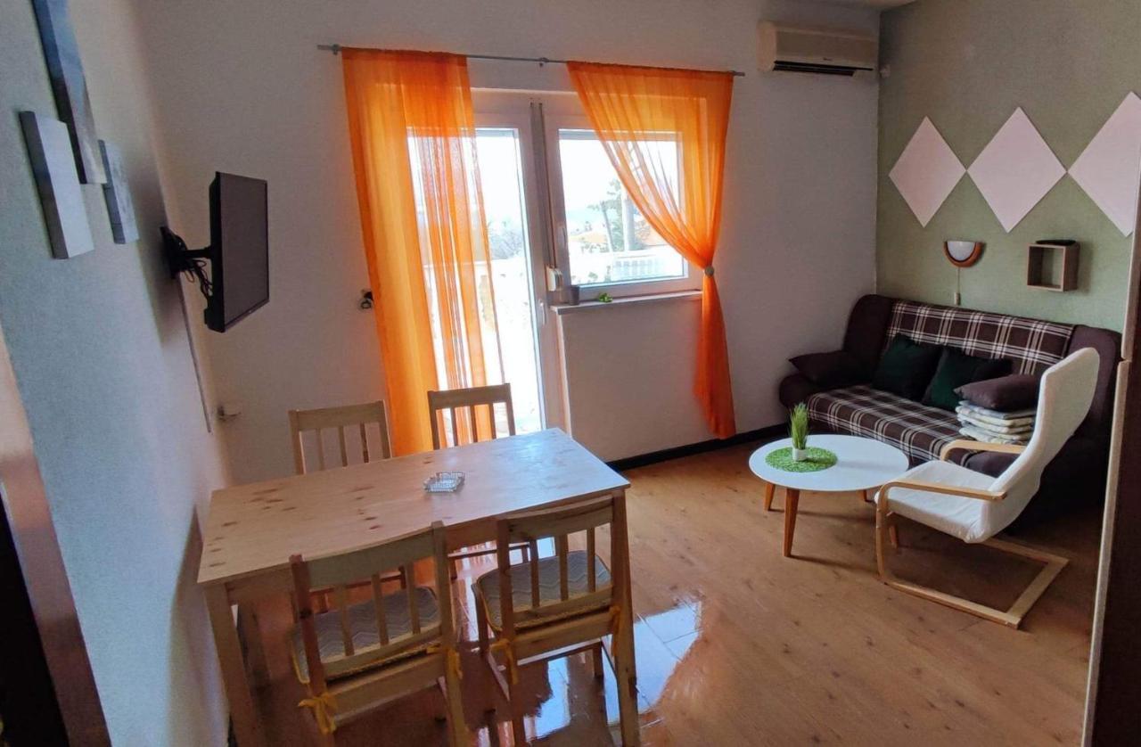 Apartments Berny Sveti Vid-Miholjice Luaran gambar