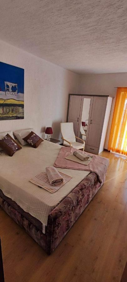Apartments Berny Sveti Vid-Miholjice Luaran gambar