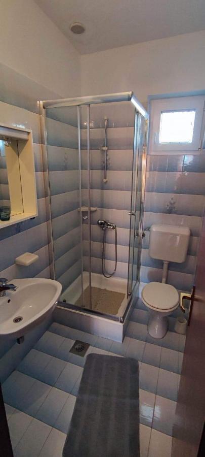 Apartments Berny Sveti Vid-Miholjice Luaran gambar