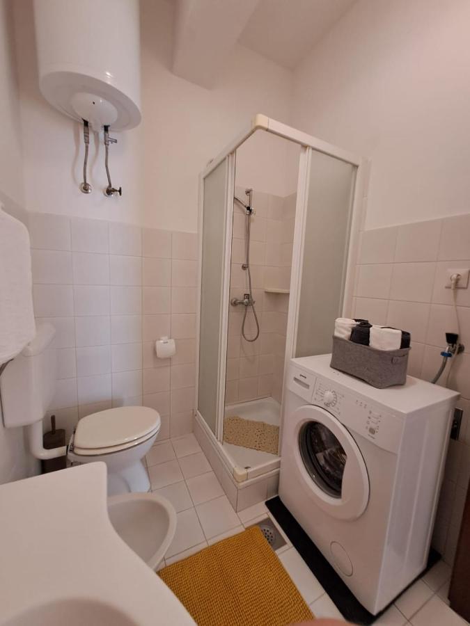 Apartments Berny Sveti Vid-Miholjice Luaran gambar