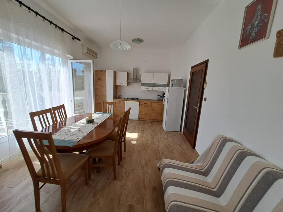 Apartments Berny Sveti Vid-Miholjice Luaran gambar