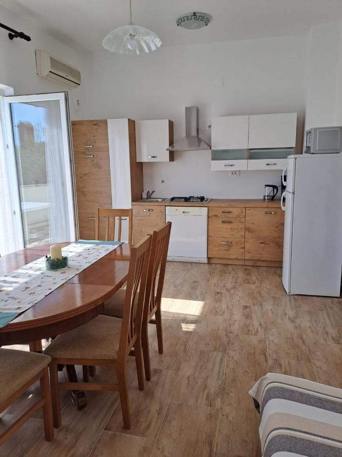 Apartments Berny Sveti Vid-Miholjice Luaran gambar