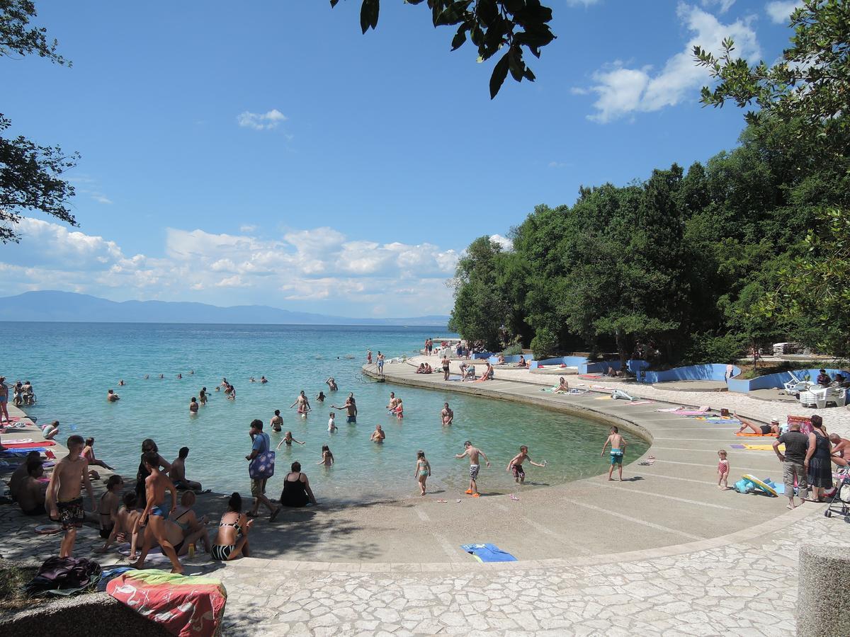 Apartments Berny Sveti Vid-Miholjice Luaran gambar